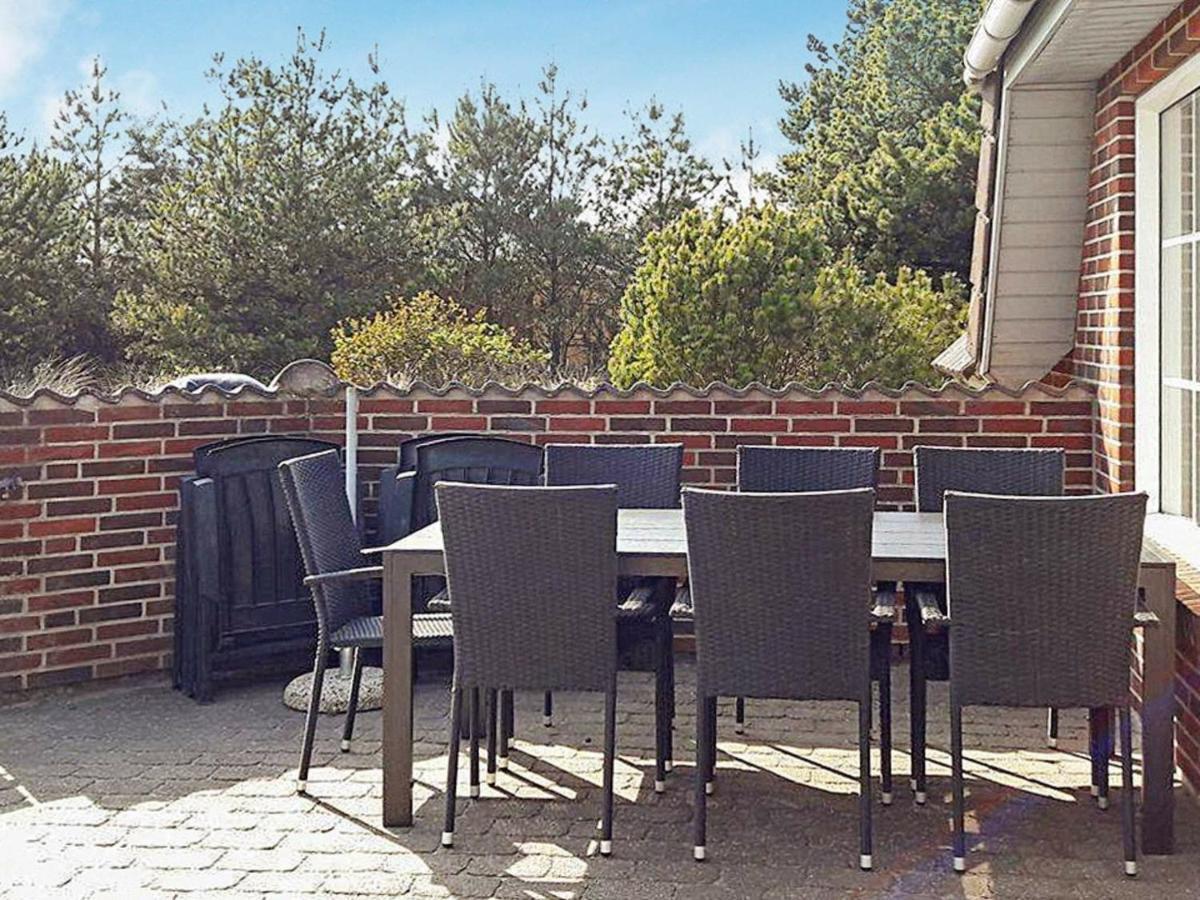 10 Person Holiday Home In Bl Vand Blavand Bagian luar foto